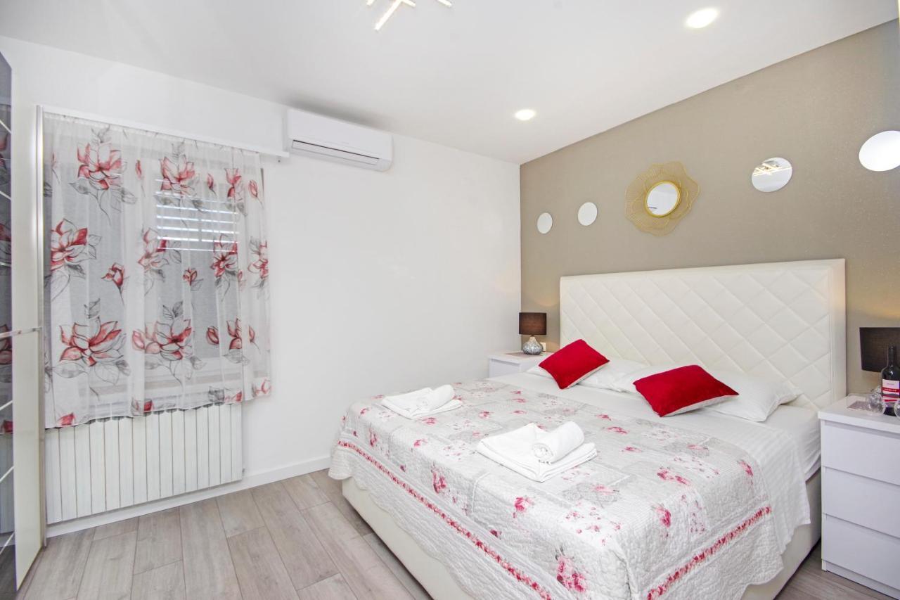 Villa Naomi Split Kültér fotó